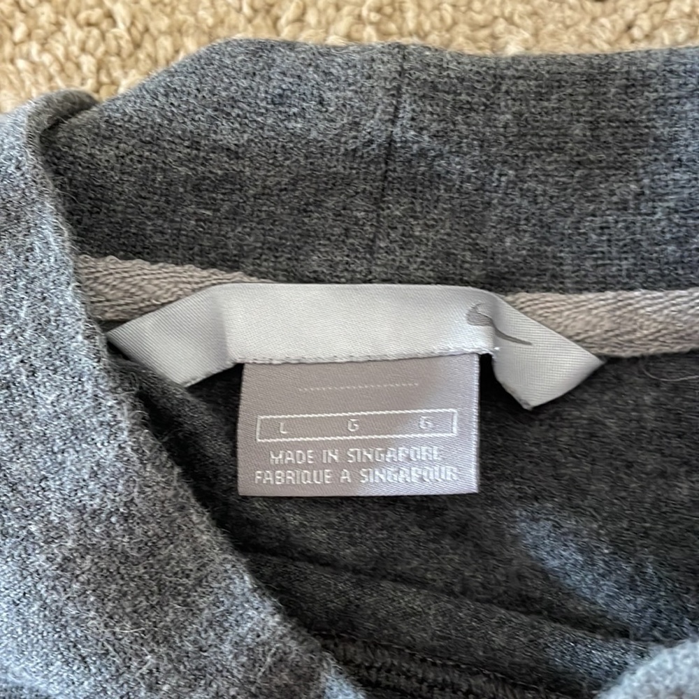 Nike Long Sleeve Tee - Picture 3 of 3